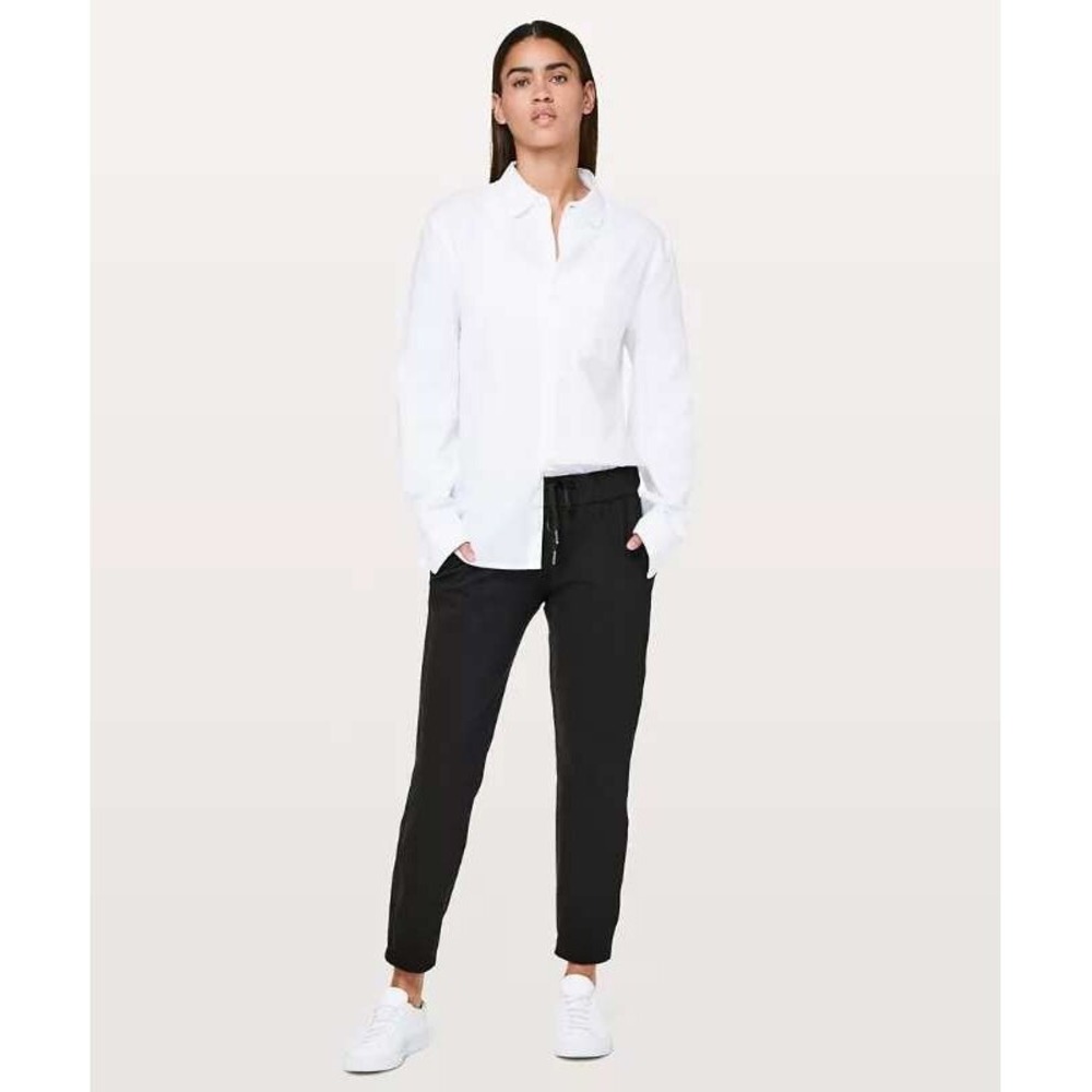 Lululemon On the Fly Jogger Black Lightweight Women 4 Activewear Sporty Athletic